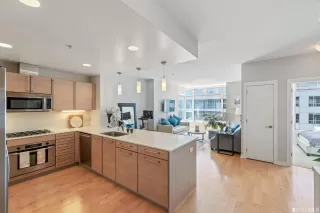 Photo #2: 423733956 Listing 