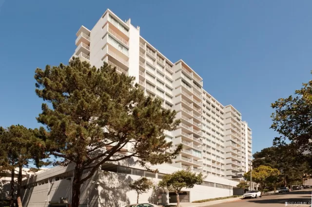 MLS: 423734755 Condo For Sale