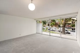 Photo #6: 423734755 Listing 