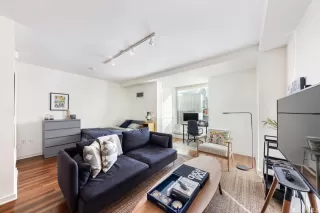 Photo #1: 423734788 Listing