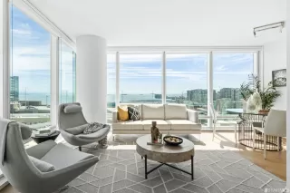 Photo #3: 423734803 Listing