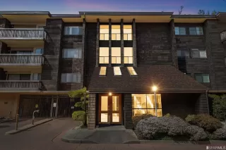 Photo #5: 423734914 Listing