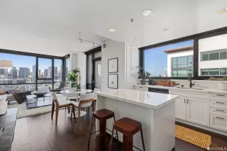 Photo #1: 423734946 Listing