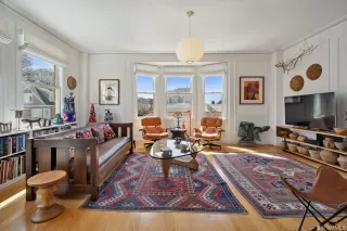 Photo #5: 423734968 Listing 