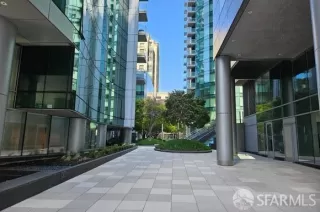 Photo #6: 423734987 Listing 