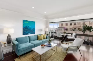 Photo #3: 423735035 Listing 