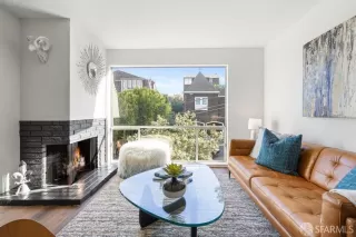 Photo #4: 423735857 Listing 