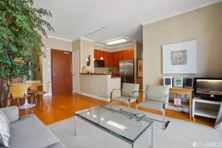 Photo #6: 423735874 Listing 