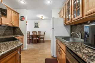 Photo #5: 423736015 Listing