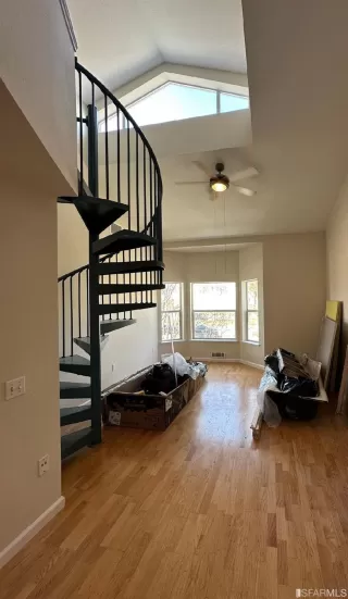 Photo #2: 423736199 Listing