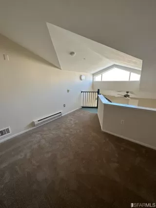 Photo #4: 423736199 Listing