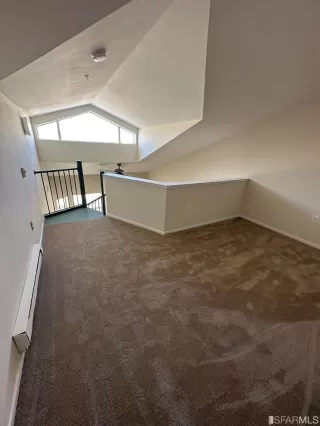 Photo #5: 423736199 Listing