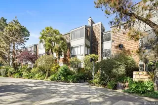 Photo #1: 423736495 Listing 