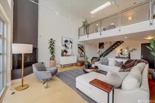 Photo #5: 423736501 Listing 