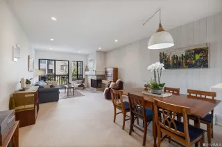 Photo #5: 423736876 Listing