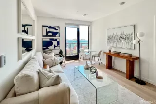 Photo #1: 423736972 Listing 