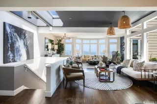 Photo #2: 423737334 Listing 