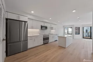 Photo #3: 423737634 Listing 