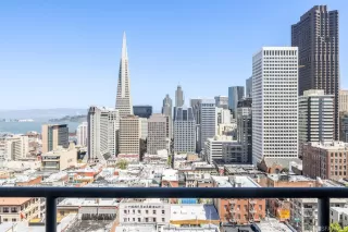 Photo #2: 423737658 Listing