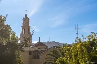 Photo #3: 423738074 Listing