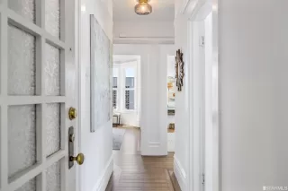 Photo #2: 423738990 Listing