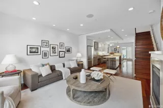 Photo #1: 423738991 Listing 