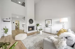 Photo #4: 423739208 Listing 