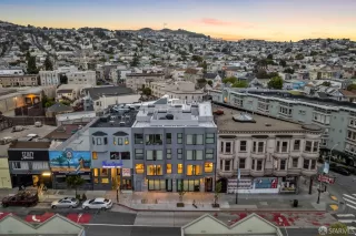 Photo #1: 423739333 Listing