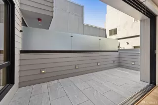 Photo #4: 423739333 Listing