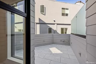 Photo #5: 423739333 Listing