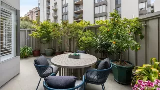 Photo #3: 423739624 Listing 