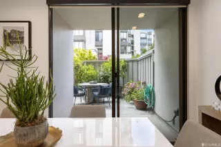 Photo #6: 423739624 Listing 