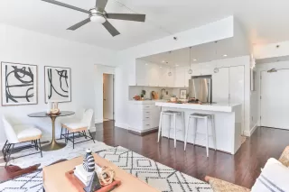 Photo #6: 423740303 Listing