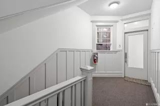 Photo #3: 423741599 Listing