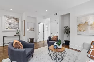 Photo #6: 423741599 Listing