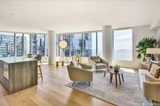 Photo #3: 423742340 Listing