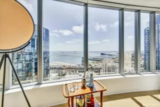 Photo #6: 423742340 Listing