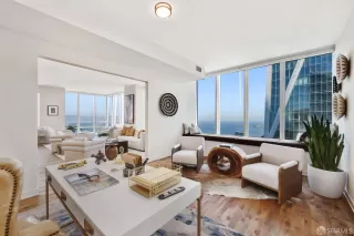 Photo #3: 423742680 Listing