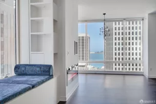 Photo #6: 423742961 Listing