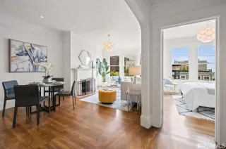 Photo #6: 423743349 Listing 