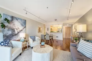 Photo #6: 423743634 Listing 