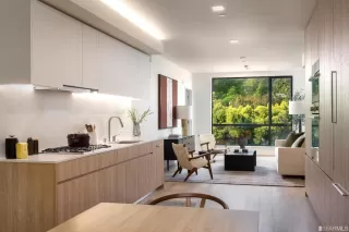 Photo #2: 423743788 Listing