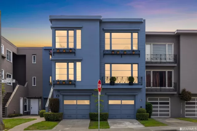 MLS: 423743822 Condo For Sale