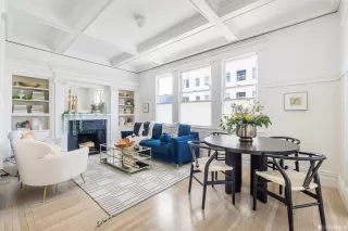 Photo #4: 423743947 Listing 