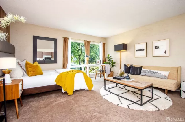 MLS: 423744092 Condo For Sale