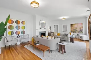 Photo #4: 423744428 Listing 