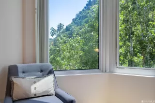 Photo #2: 423745545 Listing 