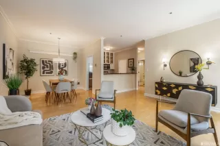 Photo #6: 423745600 Listing