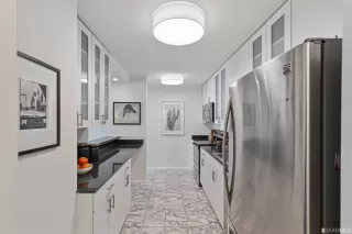 Photo #6: 423745903 Listing 