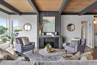 Photo #1: 423746144 Listing